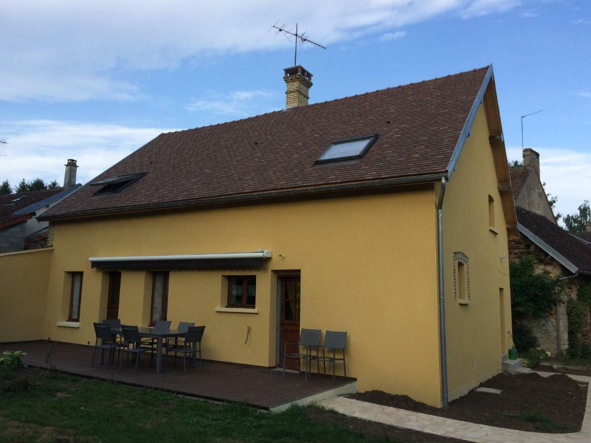 Hotel La Bicoque En Puisaye Saint-Amand-en-Puisaye Exteriér fotografie