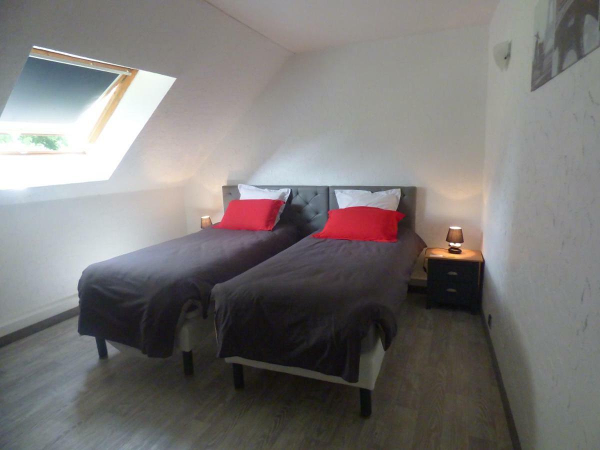 Hotel La Bicoque En Puisaye Saint-Amand-en-Puisaye Exteriér fotografie