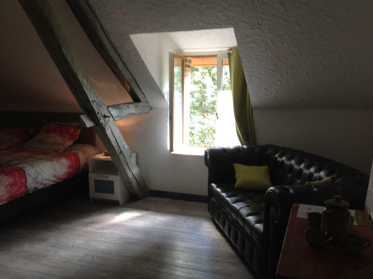 Hotel La Bicoque En Puisaye Saint-Amand-en-Puisaye Exteriér fotografie