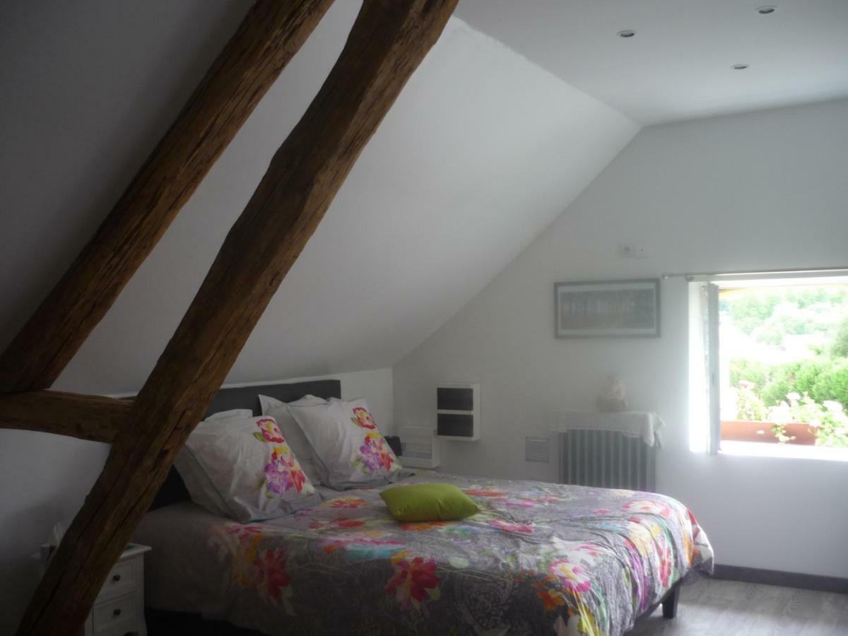 Hotel La Bicoque En Puisaye Saint-Amand-en-Puisaye Exteriér fotografie